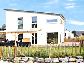 Fertighaus Homestory 188 von Lehner Haus Schlüsselfertig ab 366600€, Satteldach-Klassiker Außenansicht 2