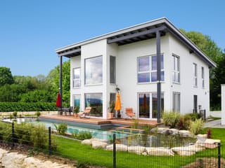 Fertighaus Homestory 359 von Lehner Haus Schlüsselfertig ab 456950€, Satteldach-Klassiker Außenansicht 2