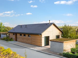 Fertighaus Homestory 381 von Lehner Haus, Bungalow Außenansicht 1