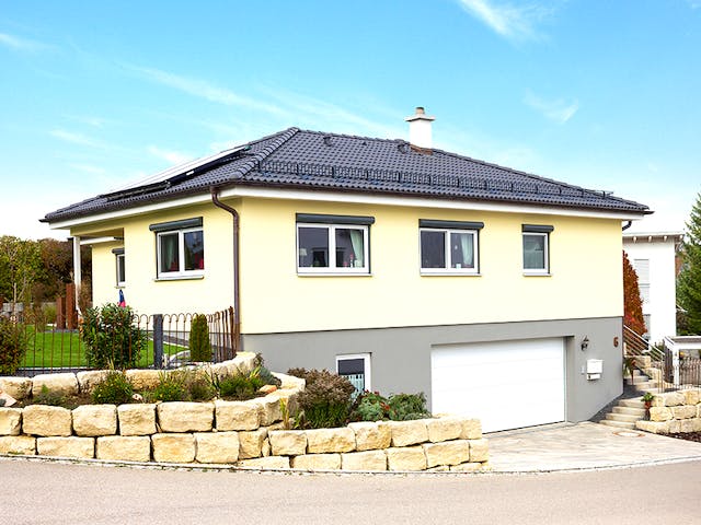 Fertighaus Homestory 429 von Lehner Haus, Bungalow Außenansicht 1