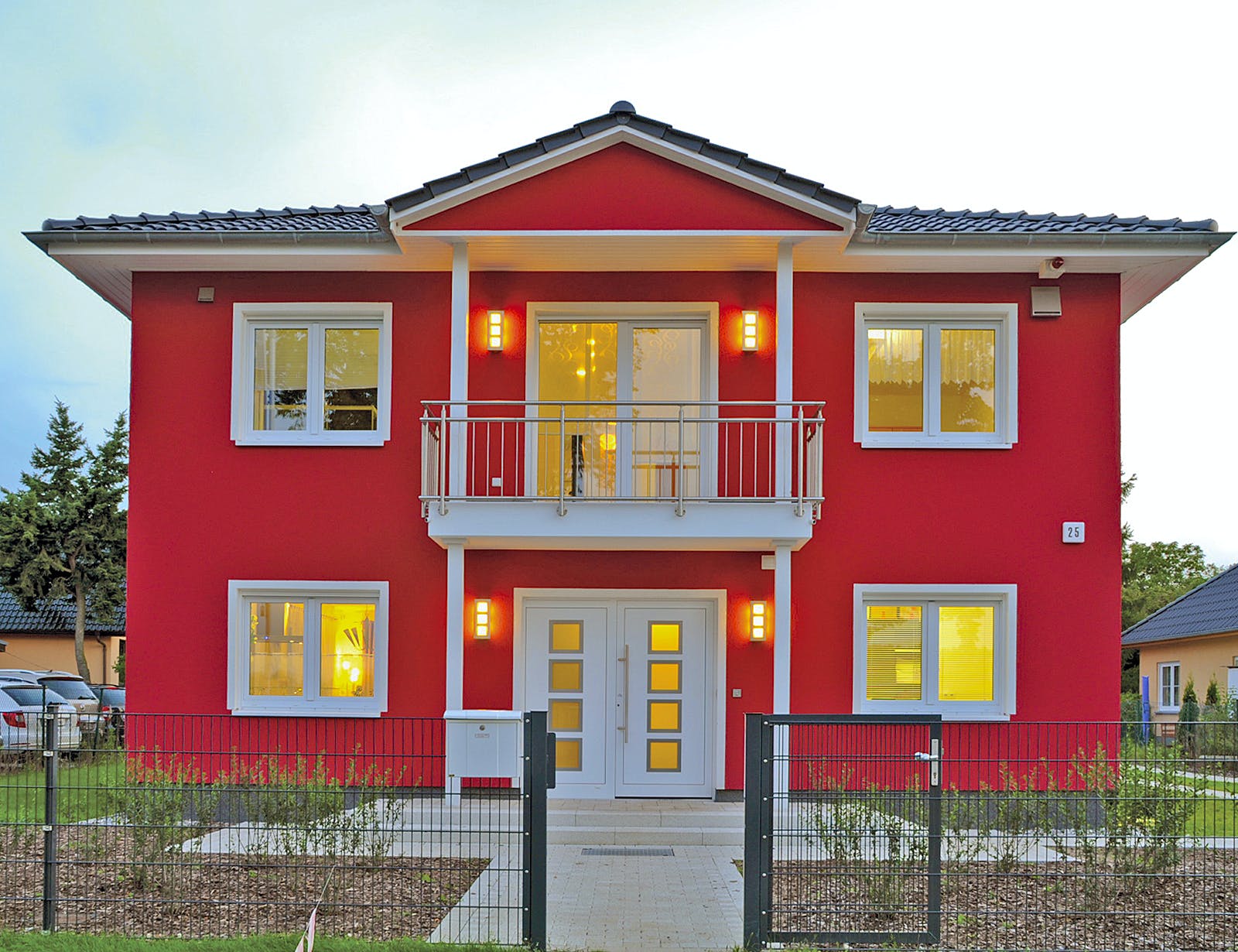 Massivhaus VarioCity 172 von HSE Massivhaus Schlüsselfertig ab 357140€, Stadtvilla Außenansicht 1