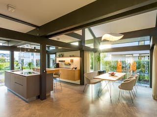 Fertighaus HUF Haus ART 4 Beispiel 6 von HUF HAUS, Fachwerk Innenansicht 1