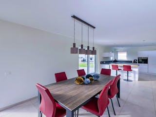 Fertighaus Jubiläumshaus Stadtvilla mit Zeltdach von Holz & Dach Living Ausbauhaus ab 284499€, Stadtvilla Innenansicht 2