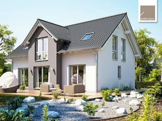 Massivhaus Familienhaus Aura von Kern-Haus Schlüsselfertig ab 418900€, Satteldach-Klassiker Außenansicht 1