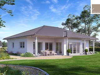 Massivhaus Bungalow Kalea von Kern-Haus Schlüsselfertig ab 422900€, Bungalow Außenansicht 1