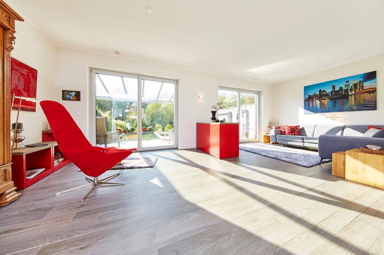 Fertighaus Lugano von GUSSEK HAUS Schlüsselfertig ab 519200€, Satteldach-Klassiker Innenansicht 1