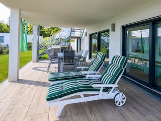 Fertighaus Flachdach 335 von LUXHAUS, Cubushaus Außenansicht 3
