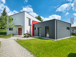 Fertighaus MH Georgensgmünd von LUXHAUS, Pultdachhaus Außenansicht 2