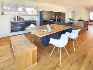 Fertighaus Satteldach Landhaus 207 von LUXHAUS, Satteldach-Klassiker Innenansicht 2