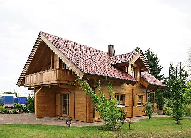 Blockhaus Mehlingen von Rems-Murr-Holzhaus Schlüsselfertig ab 509000€, Satteldach-Klassiker Außenansicht 2