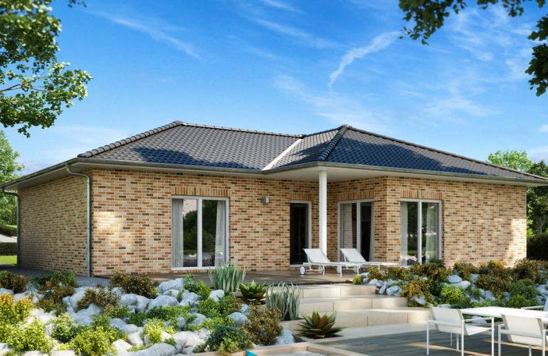 Massivhaus BALANCE KLINKER von Kern-Haus Chemnitz Schlüsselfertig ab 403900€, Bungalow Außenansicht 1