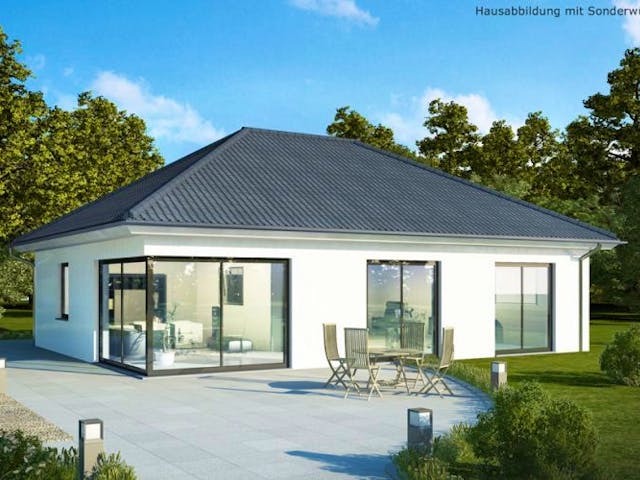 Massivhaus Bungalow BL 80 Variante K von Baudirekt, Bungalow Außenansicht 1