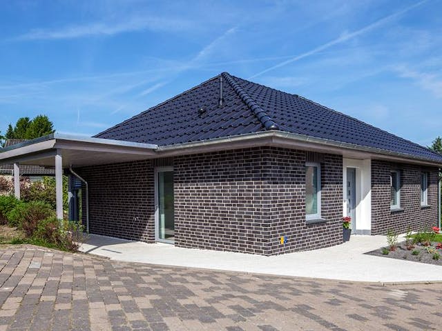 Massivhaus Bungalow Riedel von Zaunmüller Massivhaus, Bungalow Außenansicht 3
