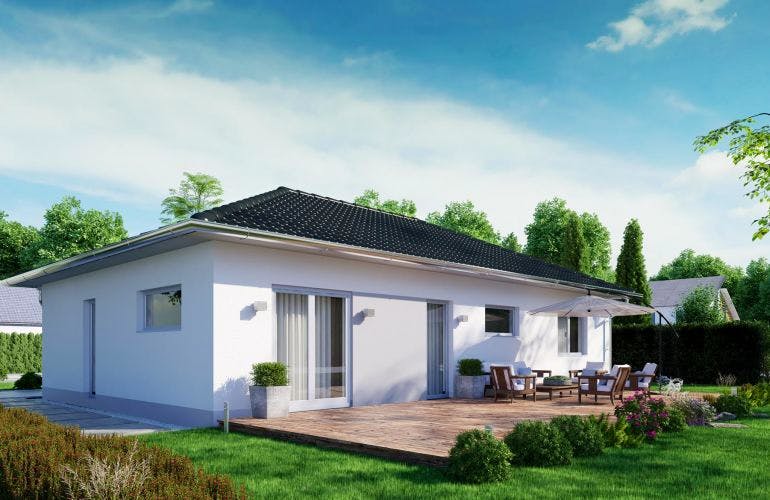 Massivhaus IL-3-102 von Elbe-Haus® Ost, Bungalow Außenansicht 2