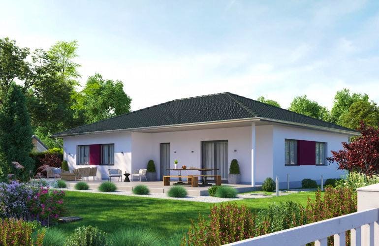Massivhaus IL-3-122 von Elbe-Haus, Bungalow Außenansicht 2
