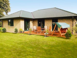 Massivhaus Matthias Claudius 126 A von Stoll Haus Schlüsselfertig ab 202600€, Bungalow Außenansicht 1