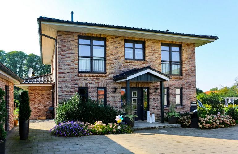 Massivhaus Stadtvilla 01 von KSW Massivhaus, Stadtvilla Außenansicht 1