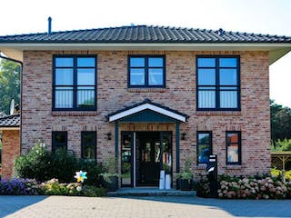 Massivhaus Stadtvilla 01 von KSW Massivhaus, Stadtvilla Außenansicht 2