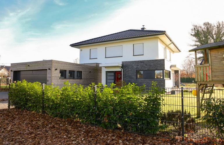 Massivhaus Stadtvilla 02 von KSW Massivhaus, Stadtvilla Außenansicht 1