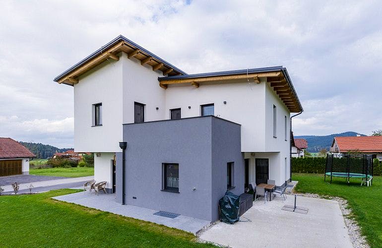 Massivhaus WimbergerHaus Kundenhaus Eckmüller von Wimberger Bau,  Außenansicht 2