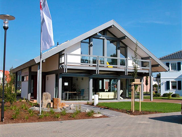 Fertighaus Ästhetik - Musterhaus Langenhagen von Meisterstück-HAUS, Fachwerk Außenansicht 1