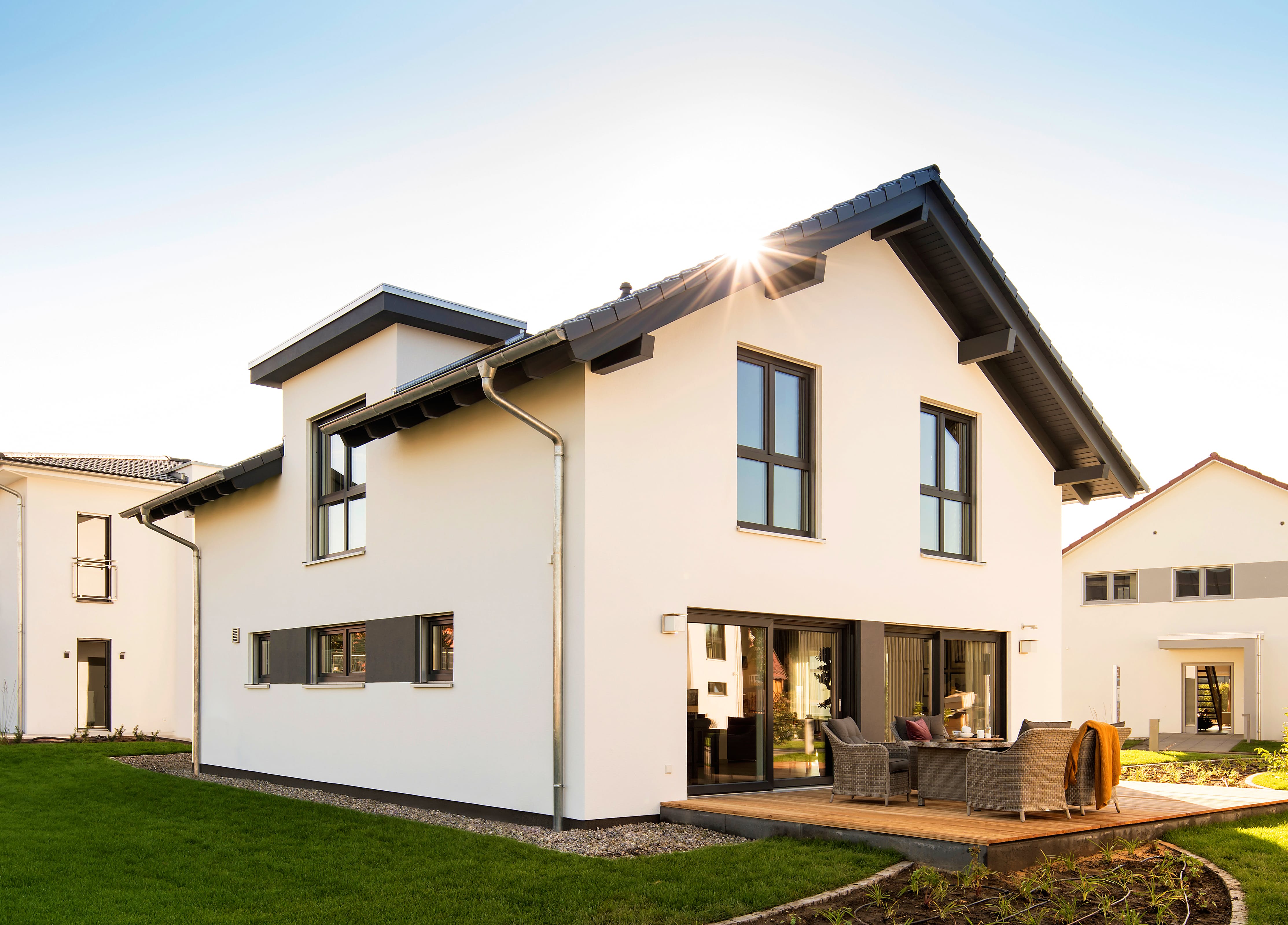 Fertighaus MH Günzburg - NEO von FingerHaus Schlüsselfertig ab 467622€, Satteldach-Klassiker Außenansicht 1
