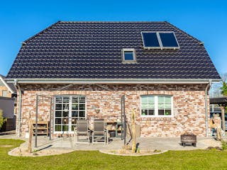 Massivhaus Holtenau von Nissen Massivhaus, Satteldach-Klassiker Außenansicht 1