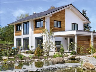 Fertighaus Glonn von Regnauer Hausbau Schlüsselfertig ab 498590€, Satteldach-Klassiker Außenansicht 1