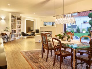 Fertighaus Satteldach Landhaus 151 von LUXHAUS, Satteldach-Klassiker Innenansicht 1