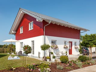 Fertighaus E 15-128.8 - Modernes Landhaus von SchwörerHaus Schlüsselfertig ab 332211€, Satteldach-Klassiker Außenansicht 1