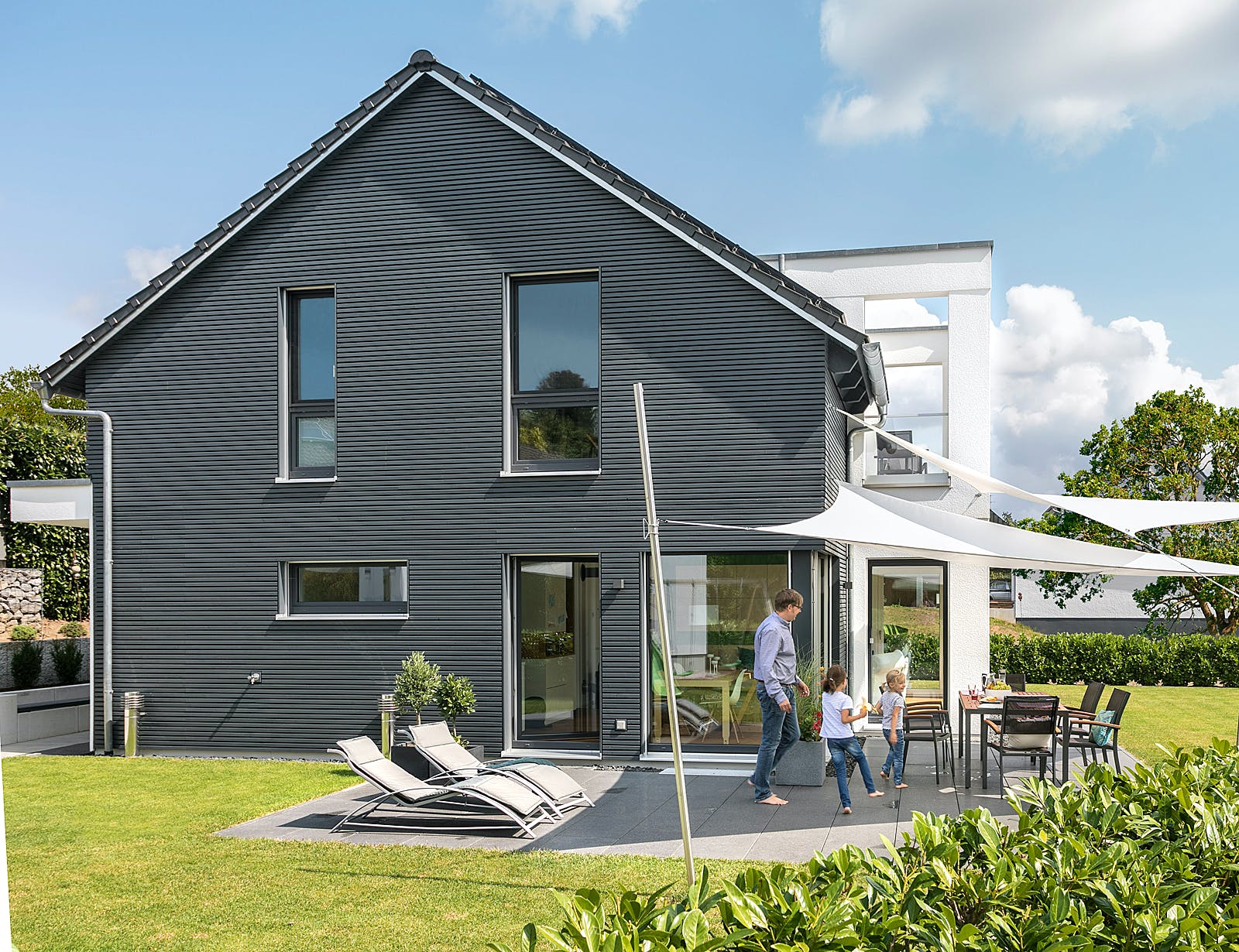 Fertighaus E 15-149.10 - Individuell geplantes Aktionshaus von SchwörerHaus Schlüsselfertig ab 457246€, Außenansicht 2