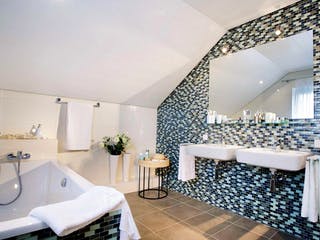 Fertighaus E 15-153.1 - Sonneninselhaus von SchwörerHaus Schlüsselfertig ab 423735€, Satteldach-Klassiker Innenansicht 5