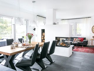 Fertighaus E 20-189.4 - Individuelle Stadtvilla nach eigenem Wunsch von SchwörerHaus, Innenansicht 2