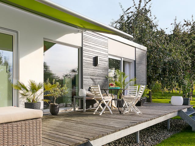 Fertighaus F 10-043.13 - Wohnmodul FlyingSpace als Anbau von SchwörerHaus Schlüsselfertig ab 185273€, Bungalow Außenansicht 3