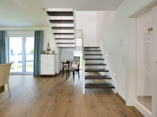 Fertighaus Haus Smilla von Fertighaus WEISS Schlüsselfertig ab 500920€, Satteldach-Klassiker Innenansicht 6