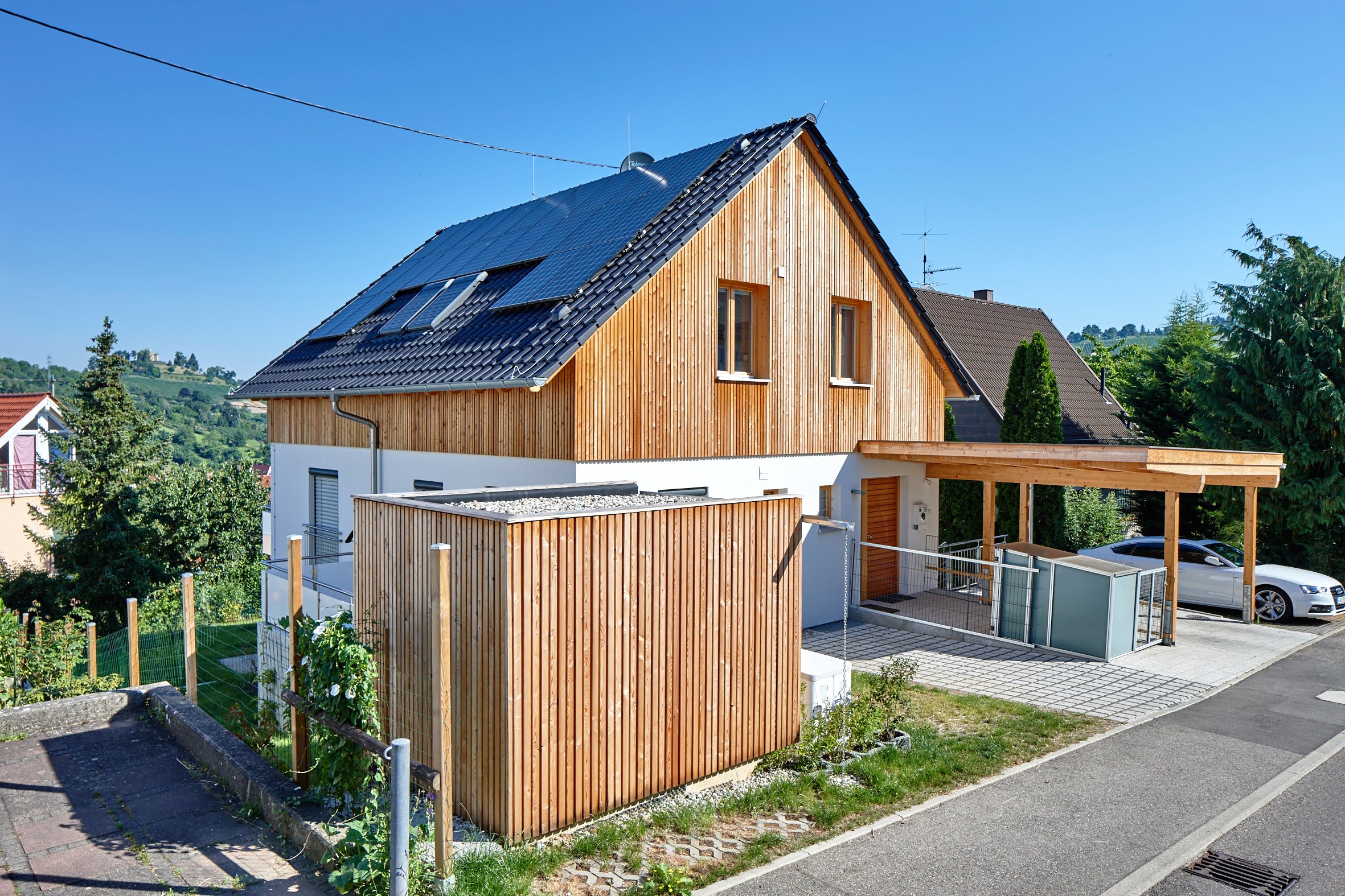 Blockhaus Stuttgart von Rems-Murr-Holzhaus Schlüsselfertig ab 433000€, Satteldach-Klassiker Außenansicht 2