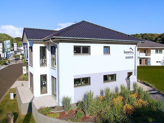 Fertighaus Musterhaus Bad Vilbel von Suckfüll Energiesparhaus, Stadtvilla Außenansicht 2