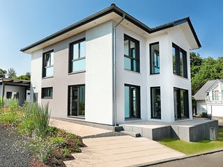 Fertighaus Musterhaus Bad Vilbel von Suckfüll Energiesparhaus, Stadtvilla Außenansicht 4