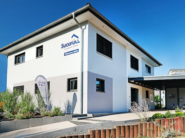 Fertighaus Musterhaus Bad Vilbel von Suckfüll Energiesparhaus, Stadtvilla Außenansicht 5