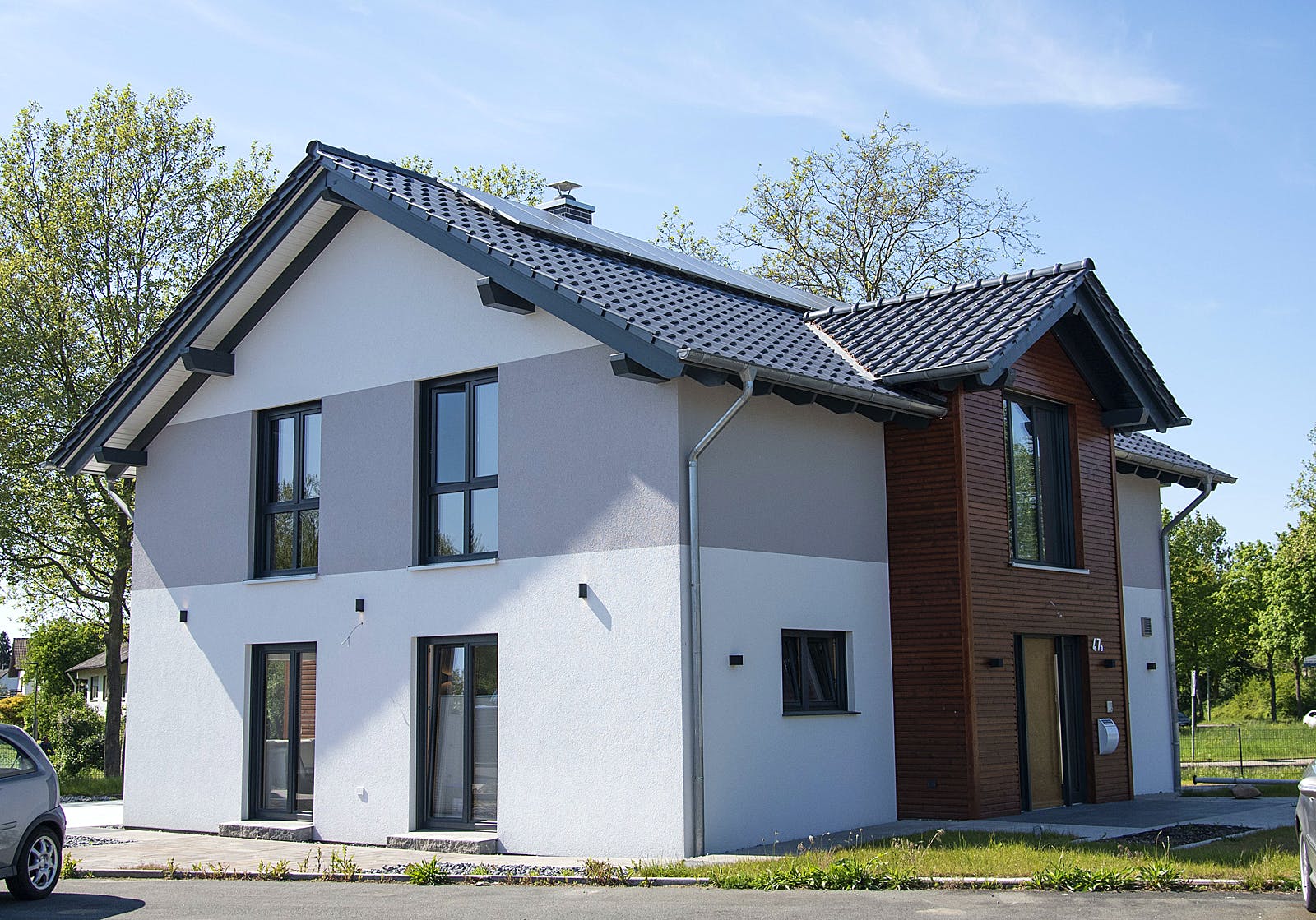 Fertighaus Musterhaus „Smarthome Paderborn“ von Suckfüll Energiesparhaus, Satteldach-Klassiker Außenansicht 2