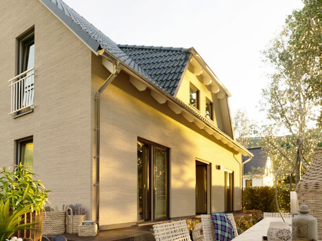 Massivhaus Landhaus 142 von Town & Country Haus Deutschland Schlüsselfertig ab 259950€, Satteldach-Klassiker Außenansicht 3