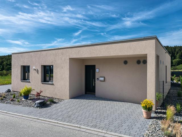 Fertighaus Kundenhaus myLife 402 von WeberHaus Schlüsselfertig ab 413180€, Bungalow Außenansicht 1