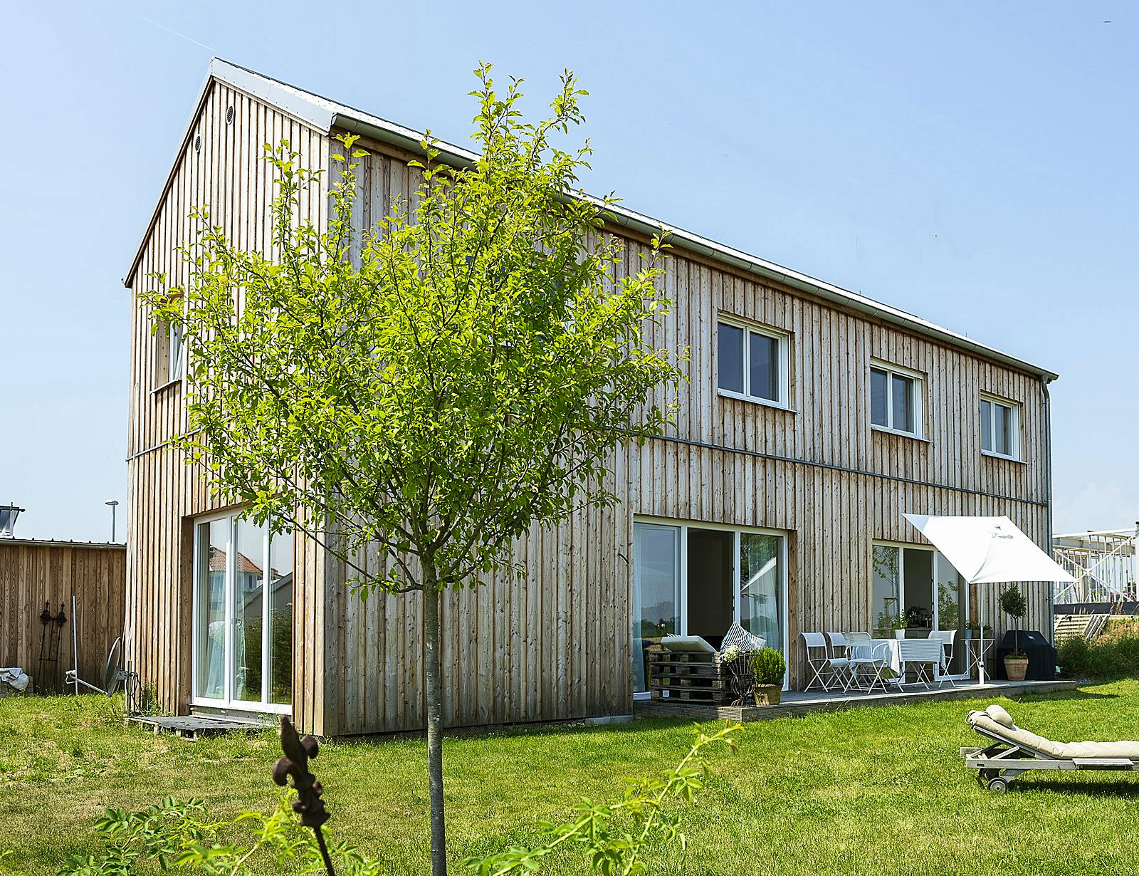 Fertighaus Landhaus Bullinger von Wolf System, Satteldach-Klassiker Außenansicht 1