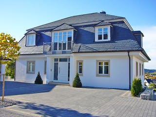 Fertighaus Haus Hillebrand von Wiese und Heckmann, Stadtvilla Außenansicht 1