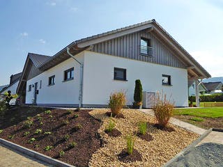 Fertighaus Haus Kissel von Wiese und Heckmann, Bungalow Außenansicht 1