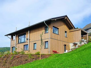 Fertighaus Haus Sprakel von Wiese und Heckmann, Satteldach-Klassiker Außenansicht 1