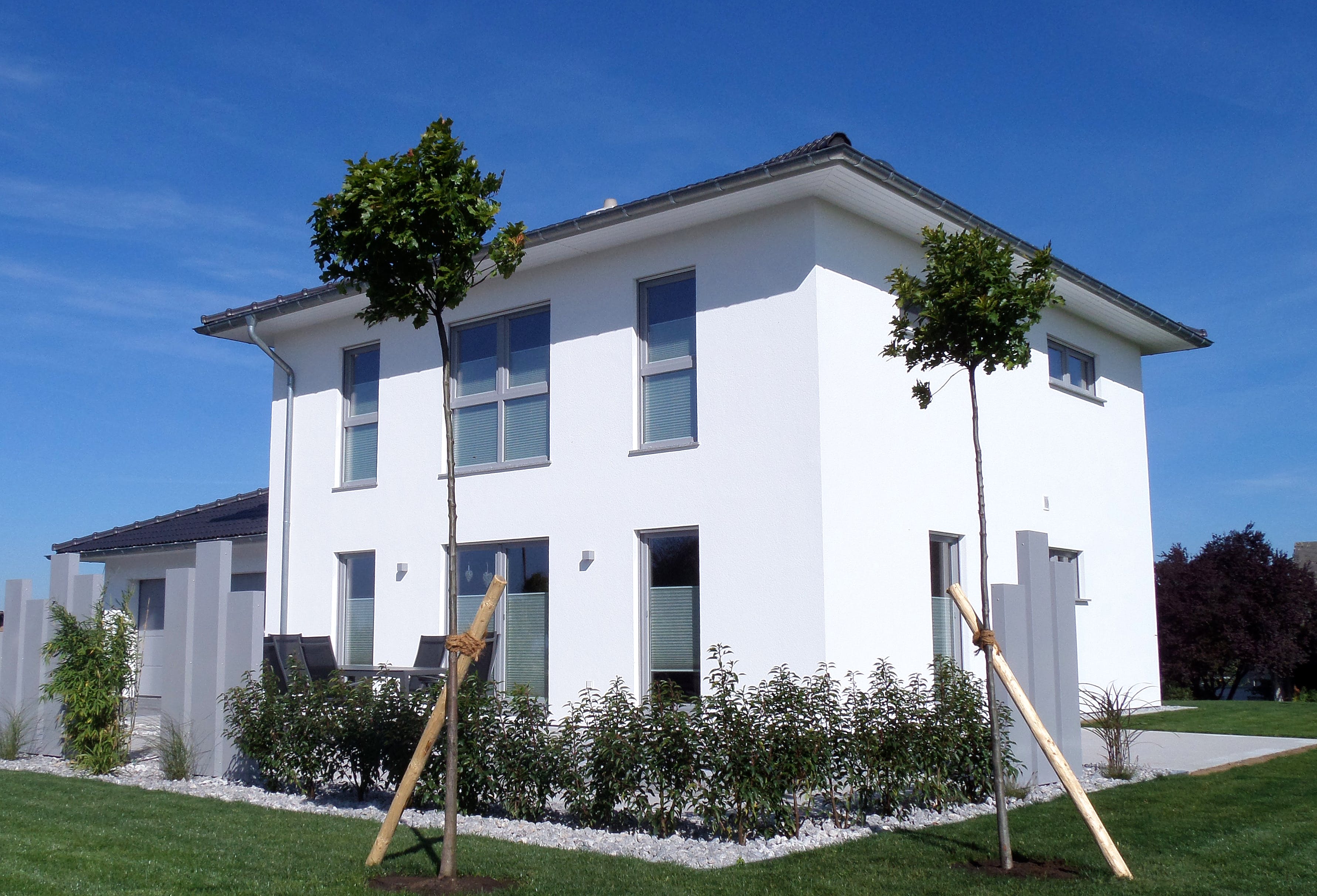 Fertighaus Mediol von Fingerhut Haus Schlüsselfertig ab 429063€, Stadtvilla Außenansicht 2