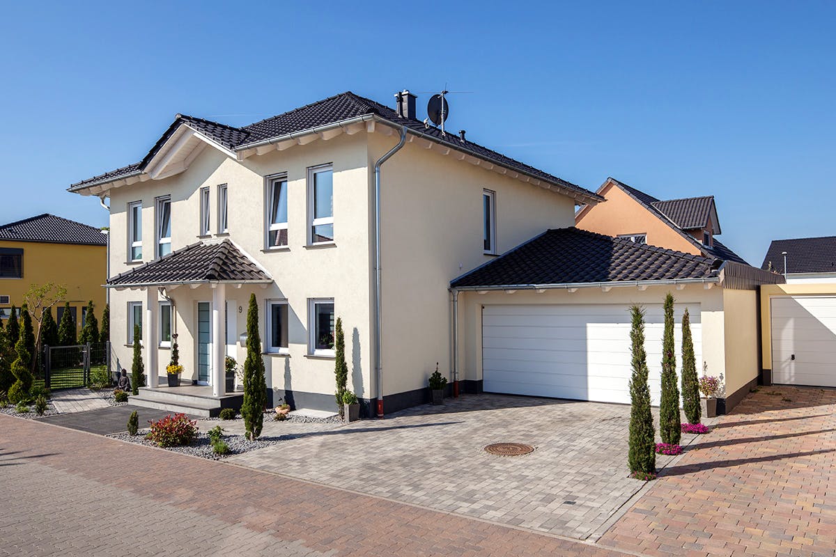 Fertighaus Kundenhaus Lindner von Witt Zimmerei, Stadtvilla Außenansicht 2
